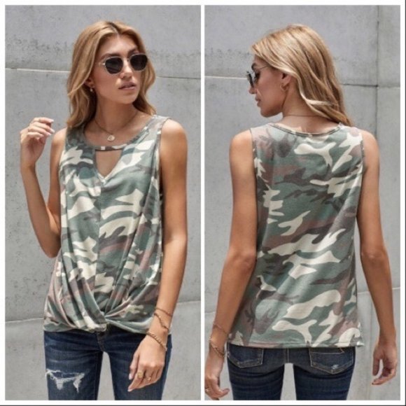 NWT Camo Print Choker Top - Picture 2 of 4